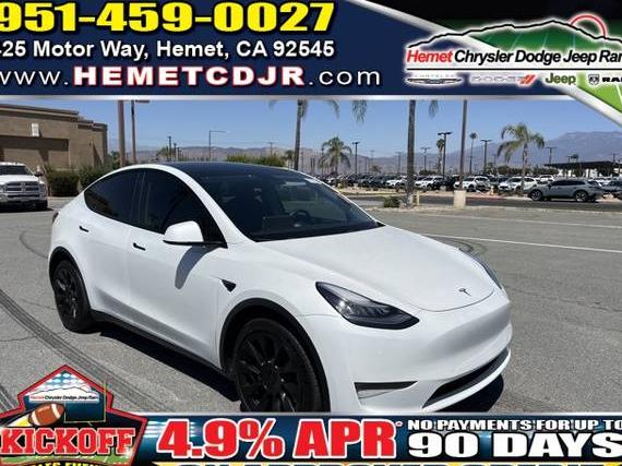 TESLA MODEL Y 2020 5YJYGDEEXLF008929 image